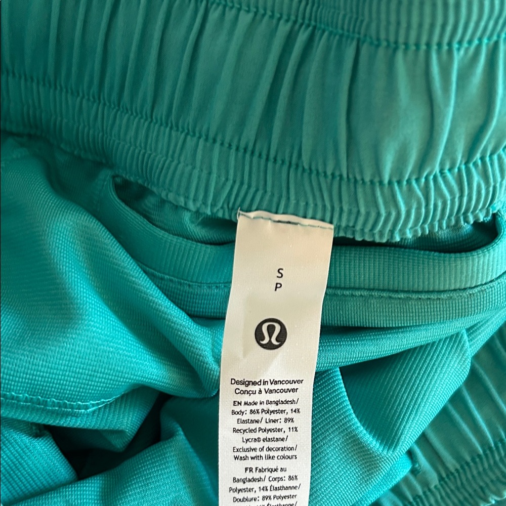 lululemon athletica Turquoise Pace Crush shorts - Picture 2 of 4